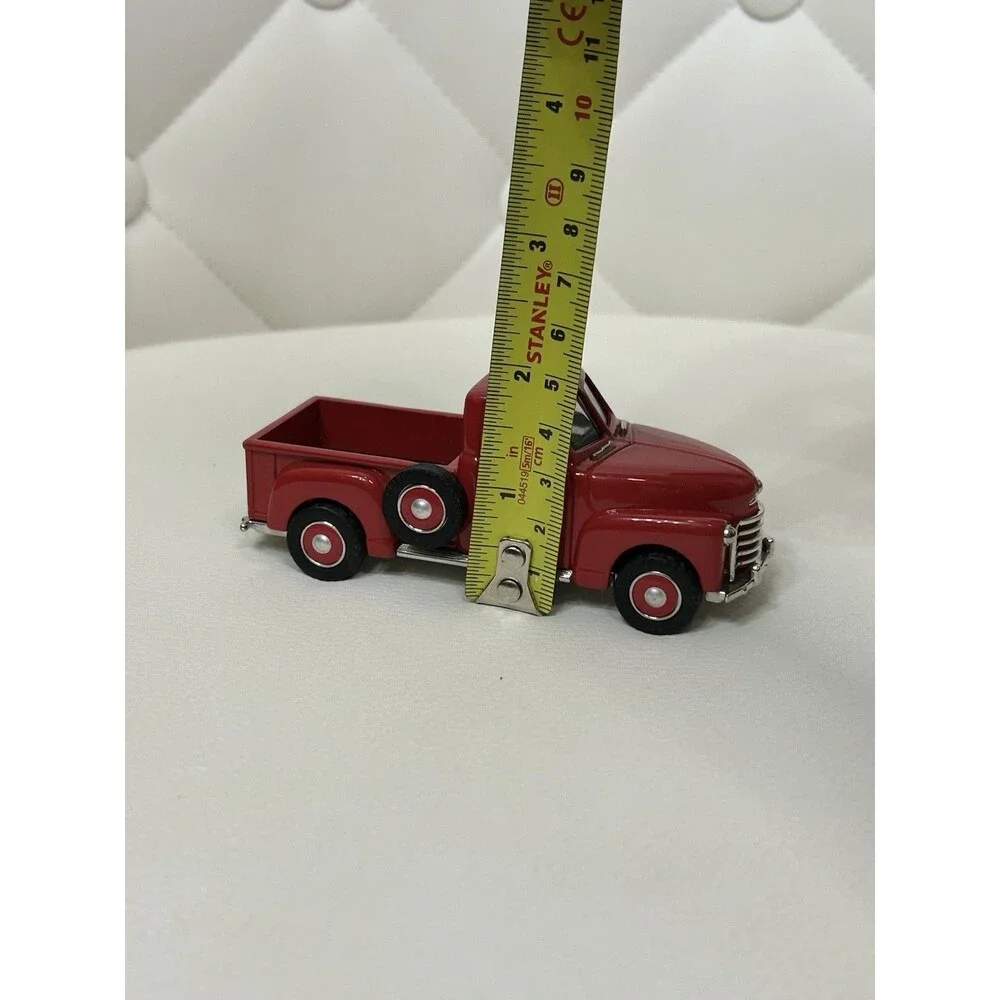 RELIC 1962 Red Pickup Truck Collectible Vehicle Desk Clock Collectible